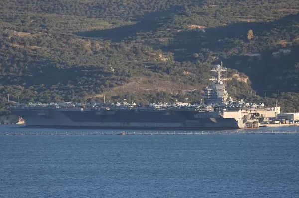 USS Gerald R. Ford'un Tuvalet Arızaları Mürettebatı Zorluyor