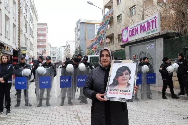 Van'da Evlat Nöbeti 119. Haftasında Sessiz Yürüyüşle Sürüyor