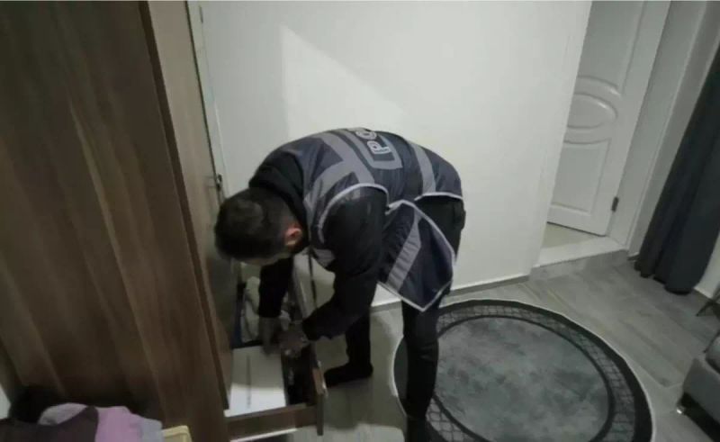 Aydın Merkezli 6 İlde Vize Dolandırıcılığı Operasyonunda 12 Kişi Tutuklandı