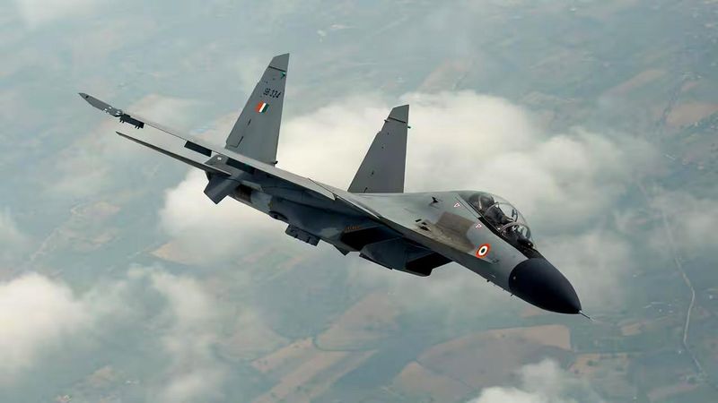 Hindistan'da Su-30MKI Savaş Uçağı Radardan Kayboldu, Arama Çalışmaları Başladı
