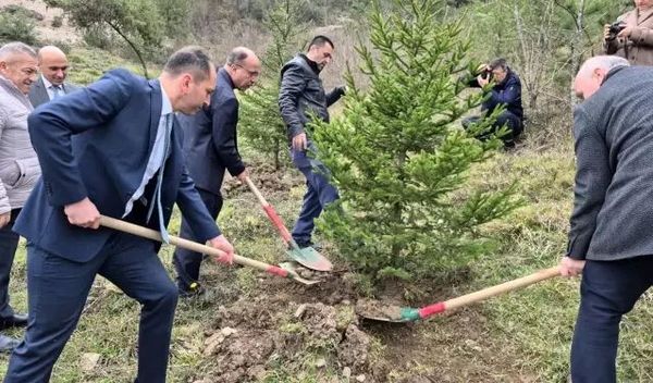 Bartın'da Adalet Ormanı'na 37 Hükümlü Fidan Dikti