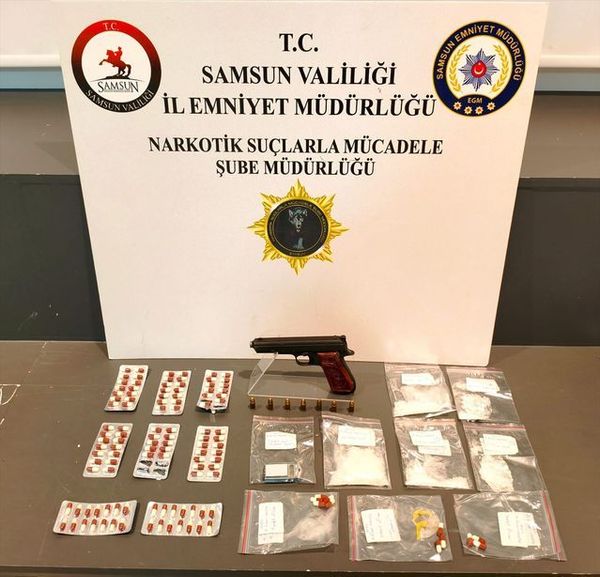 Samsun Atakum'da Kaçak Ürün ve Uyuşturucu Operasyonlarıyla Baskın