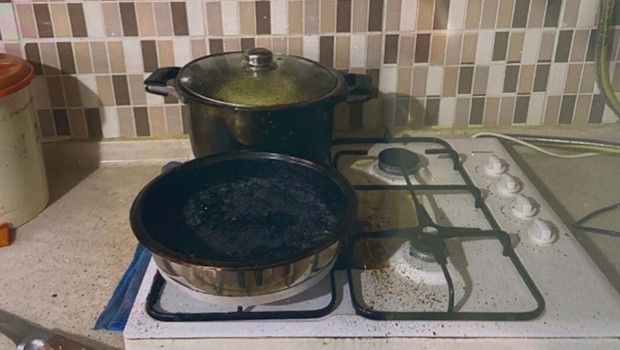 Manisa'da Unutulan Yemek Nedeniyle Yaşanan Yangında Kadın Hayatını Kaybetti