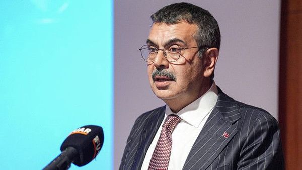 Milli Eğitim Bakanı Yusuf Tekin'den Devlet Bahçeli'ye Teşekkür