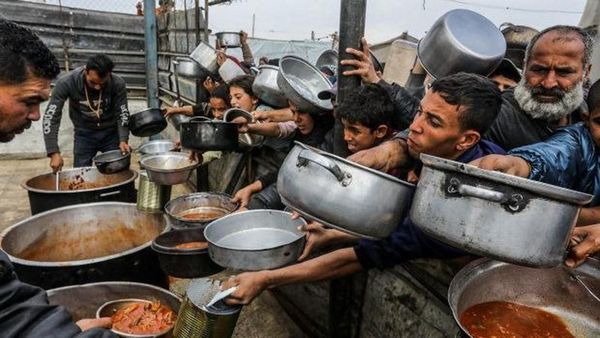 İran'daki Savaş Gazze'ye Yardımları Yüzde 80 Azalttı