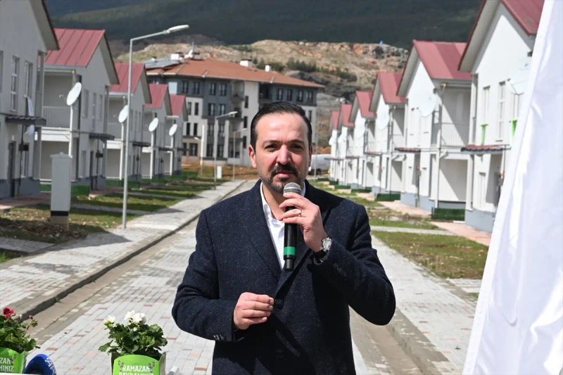 AK Parti Genel Başkan Yardımcısı Zorlu, Gaziantep'teki Deprem Konutu Teslim Töreninde Konuştu