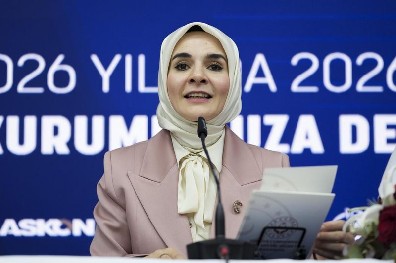 Bakan Göktaş'tan İBB'ye Ruhsatsız Kreş Eleştirisi ve Vatandaşlık Maaşı Açıklaması