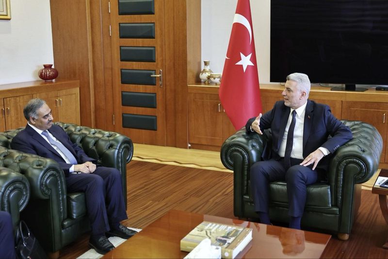 Bakan Bolat, D-8 Ticaret Hedefini 500 Milyar Dolara Yükseltti