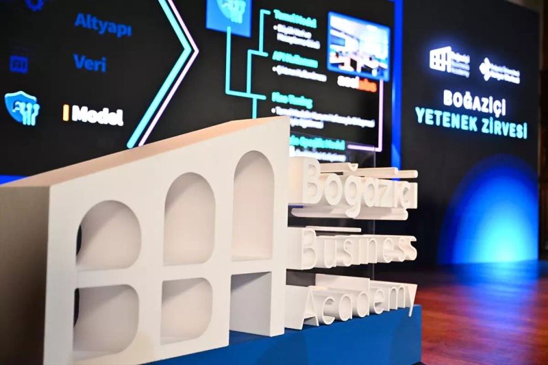 İstanbul'da Boğaziçi Yetenek Zirvesi "Algoritmaların Ötesinde İnsan 1.0" temasıyla başladı