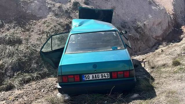 Nevşehir’de Otomobil Şarampole Devrildi: Sürücü Yaralandı