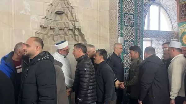 Ramazan Bayramı Namazı Ardahan, Erzincan ve Tunceli’de Camileri Doldurdu