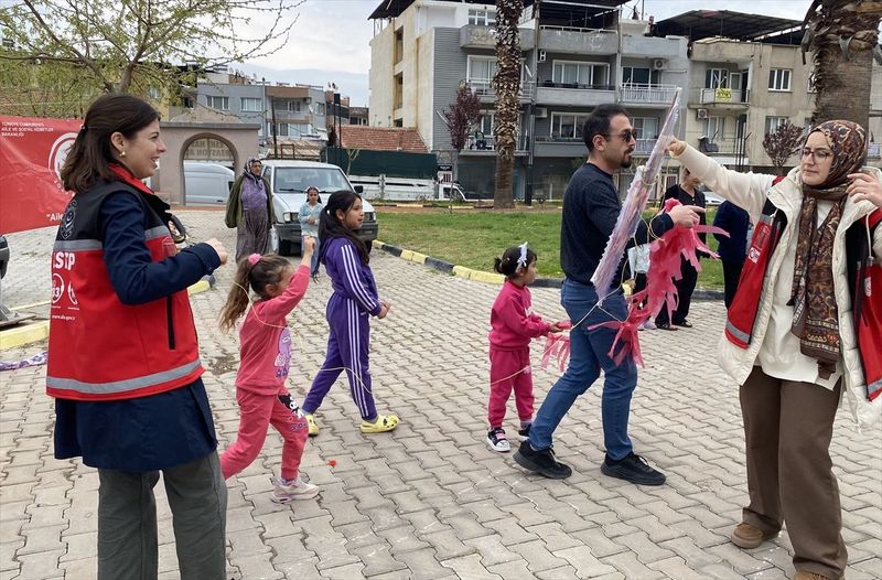 Alaşehir'de Dünya Romanlar Günü Coşkuyla Kutlandı