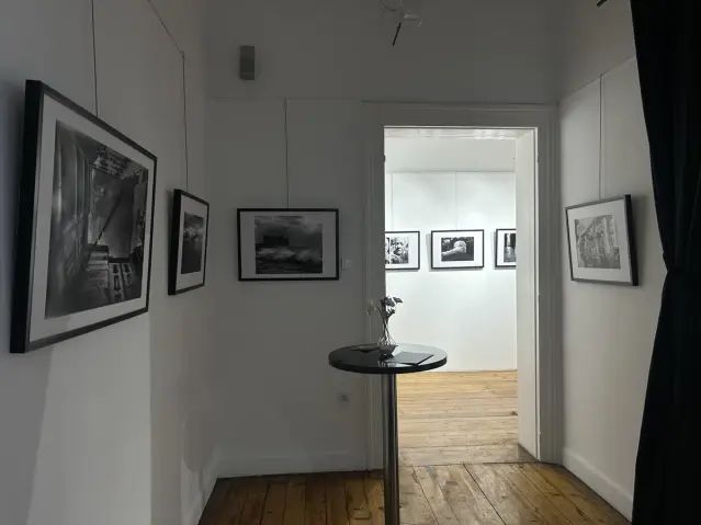 İFSAK'ta Giampiero Assumma'nın 'Napoli'nin Işığında' Fotoğraf Sergisi Açıldı