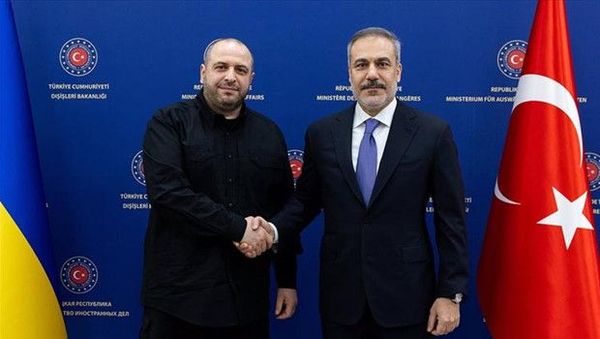 Dışişleri Bakanı Hakan Fidan, Ankara'da Ukrayna Güvenlik Yetkilisiyle Bir Araya Geldi