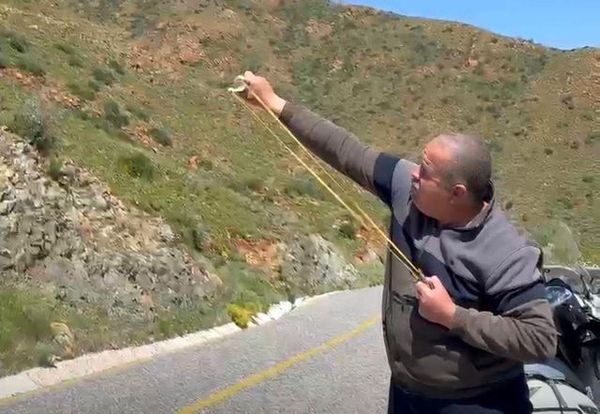 Marmaris'te Tohum Topları Sapanla Doğaya Atıldı