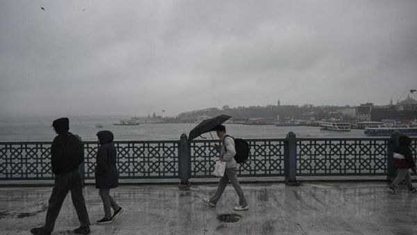 Meteoroloji 14 İlde Kuvvetli Kar Uyarısı Verdi, İstanbul’da Yağış Sürecek