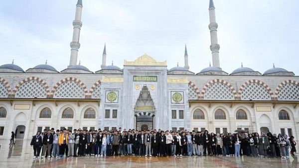 Konya Büyükşehir, 25 Bin 920 Öğrenciyi İstanbul'a Taşıyacak