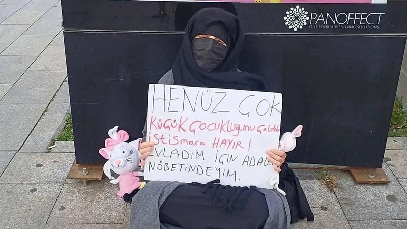 İstanbul'da İstismar İddialarıyla Gündeme Gelen Anne ve Kızı Ölü Bulundu