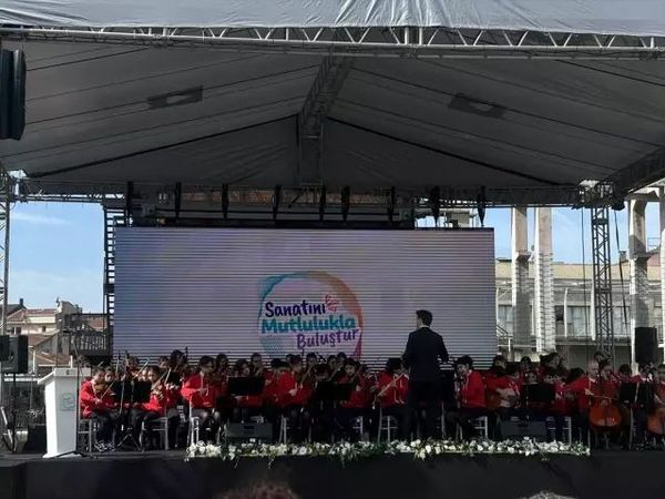 İstanbul Çocuk ve Gençlik Sanat Bienali Müze Gazhane'de Başladı