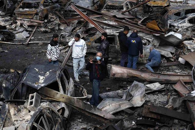 Lübnan'daki İsrail Saldırılarında Ölü Sayısı 303'e Ulaştı