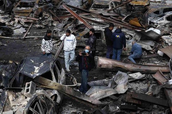 Lübnan'daki İsrail Saldırılarında Ölü Sayısı 303'e Ulaştı
