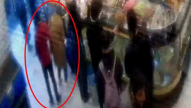 Adana'da Cep Telefonu Hırsızı Yakalandı: 'Gördüğümde Dayanamayıp Çalıyorum'