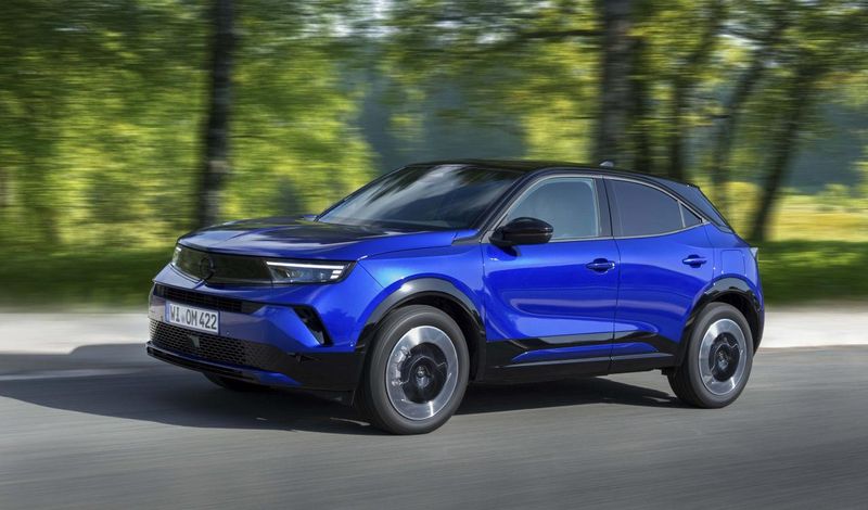 Opel, Corsa ve Mokka'nın 48V Hibrit Modellerini Türkiye'de Satışa Sundu