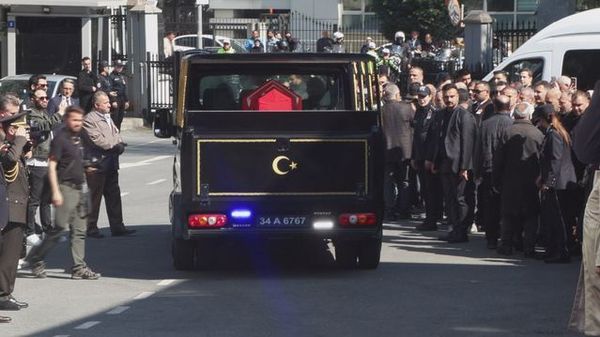 Şehit Polis Memuru Seçkin Yalçın İçin İstanbul Emniyet Müdürlüğü'nde Tören Düzenlendi