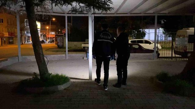 İnegöl'de Erkek Meselesi Nedeniyle Çıkan Kavgada İki Genç Kız Bıçaklandı