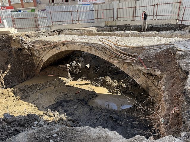 Rize'de Tarihi Taş Kemeri Köprü Yol Çalışmalarında Ortaya Çıktı
