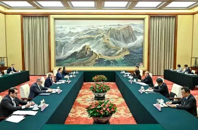 Çin-Rusya Dostluk Komitesi Beijing'de Toplandı