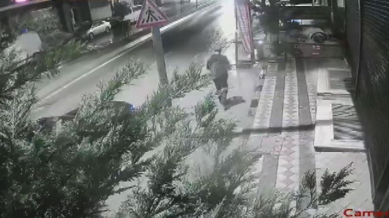 Arnavutköy’de Eşini Çocuklarının Önünde Öldüren Şüpheli Polis Teslim Oldu