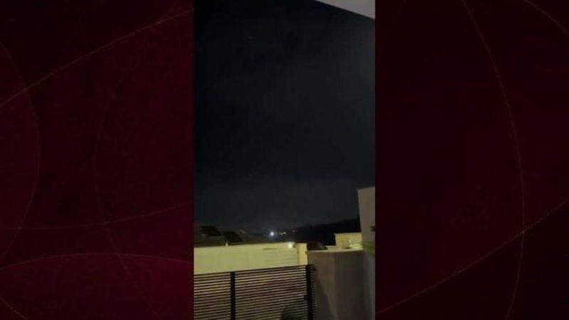 Hizbullah, Akşam Saatlerinde İsrail'e 100 Roket Atışı Gerçekleştirdi