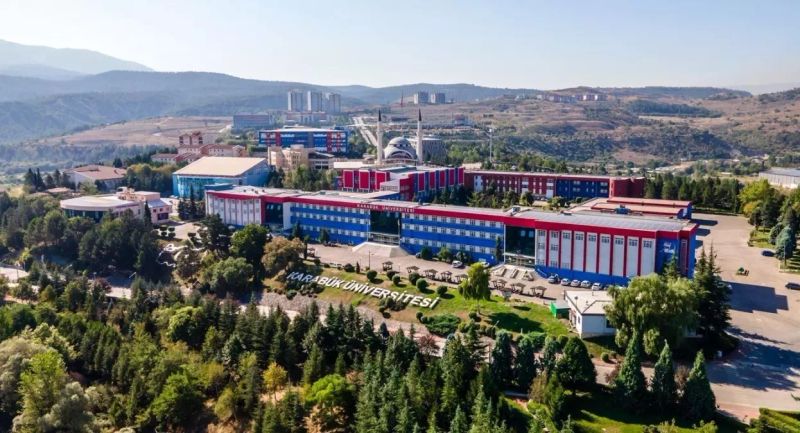 Karabük Üniversitesi Maaş Promosyonunda 100 Bin TL’ye Ulaştı