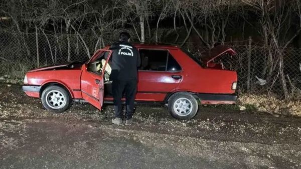 Adıyaman'da Park Halindeki Araç Ateşe Verildi