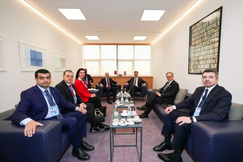 Numan Kurtulmuş ve Andrej Plenkovic Zagreb'de Görüştü