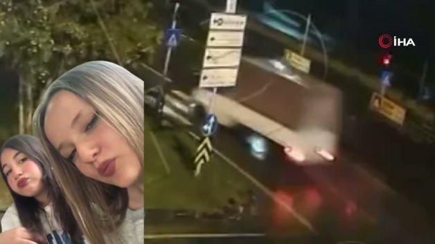 Samsun'da İki 13 Yaşındaki Kız Çocuğunun Ölümüne Neden Olan Kaza Kamerada