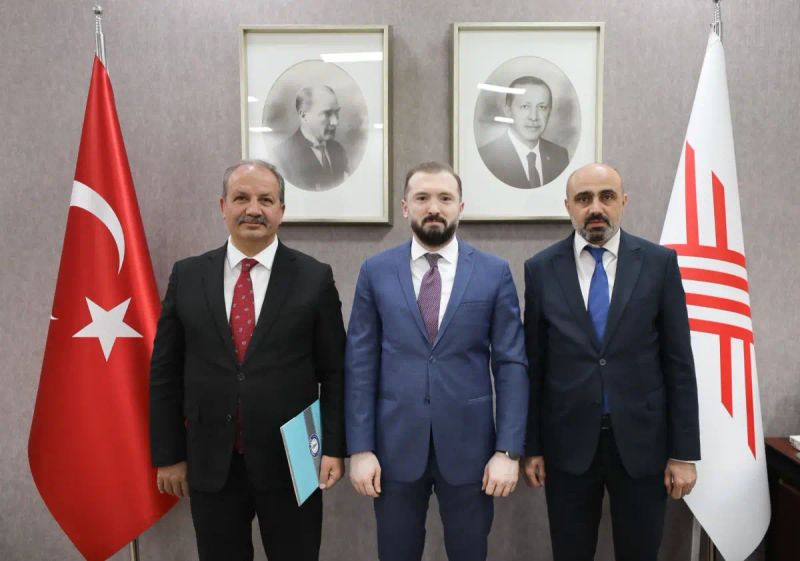 Sağlık-Sen, YÖK Genel Sekreteri Aksoy ile Sağlık Çalışanlarının Taleplerini Görüştü