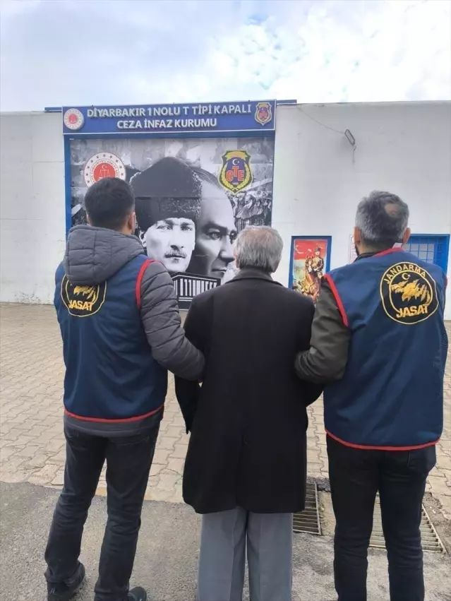 Diyarbakır'da Çeşitli Suçlardan Aranan 111 Şüpheli Yakalandı