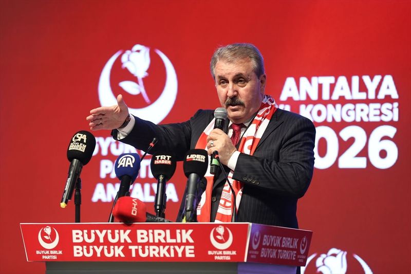 BBP Lideri Destici: Türkiye, Bölgesel Krizleri Ferasetle Yönetiyor