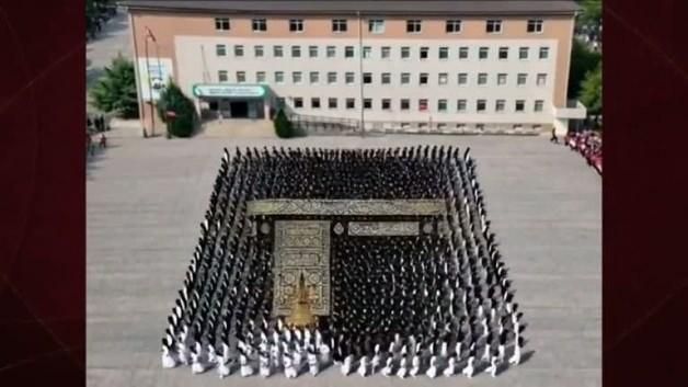 Elazığ’da Ortaokul Öğrencilerinin Ramazan Temalı Koreografisi Sosyal Medyada İlgi Gördü