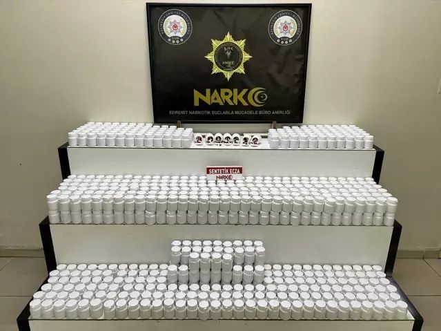 Edremit'te Narkotik Operasyonunda 42 Bin 600 Sentetik Uyuşturucu Hap Yakalandı