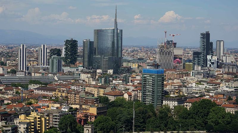 Milano’da Tramvay Kazası: 1 Kişi Yaşamını Yitirdi, 38 Yaralı Var