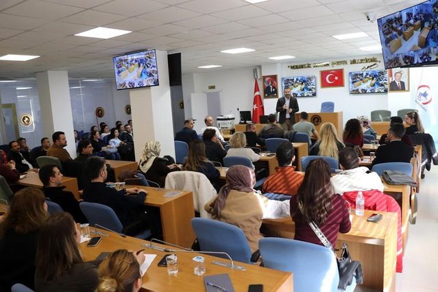 Düzce Belediyesi Personeline Kamu İhale Kanunu ve Doğrudan Temin Eğitimi Verildi