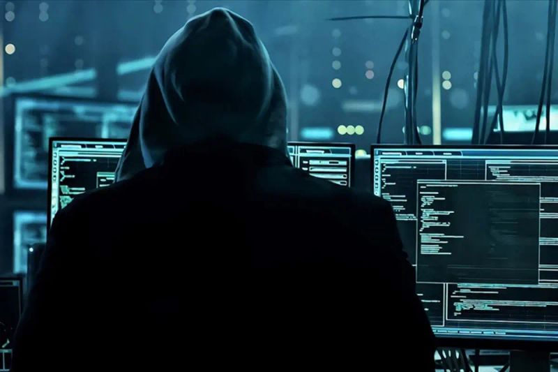 İngiltere'de Casusluk Soruşturması: İşçi Partili Vekilin Eşi Gözaltında