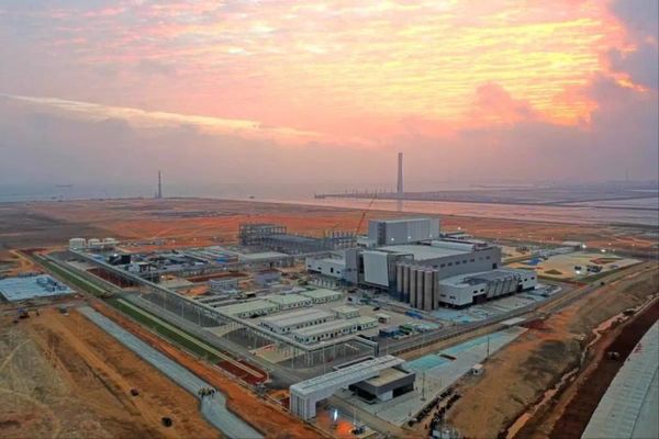 BASF, Çin'de 8,7 Milyar Euro Değerinde Dev Üretim Kompleksini Faaliyete Açtı