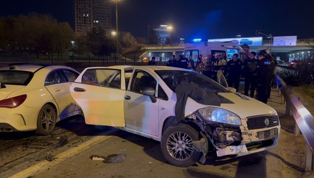 Ataşehir'de Trafik Kazasında Sürücü Yaşamını Yitirdi