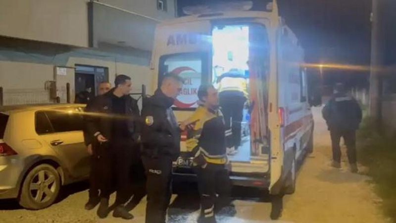 Kaynarca'da Ev Arkadaşları Arasındaki Tartışma Bıçaklı Kavgaya Dönüştü