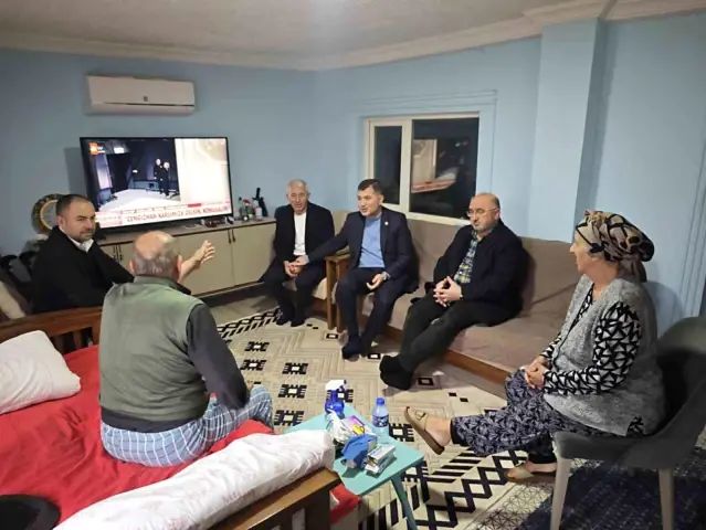 AK Parti Milletvekili Ercan Öztürk Akçakoca’da Hastalara Moral Ziyareti Gerçekleştirdi