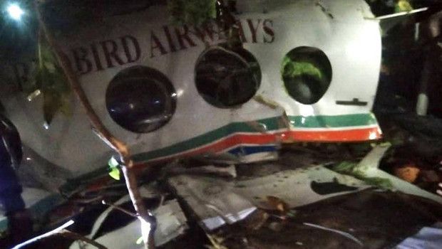 Hindistan’da Ambulans Uçak Düştü: 7 Kişi Hayatını Kaybetti